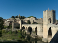 Castellfollit de la Roca y Besalú
